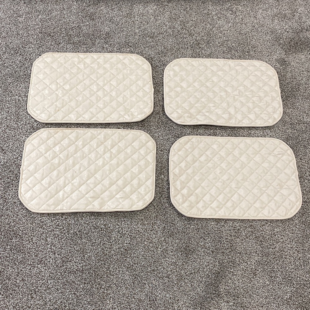 Set of 4 Quilted Cream Placemats!